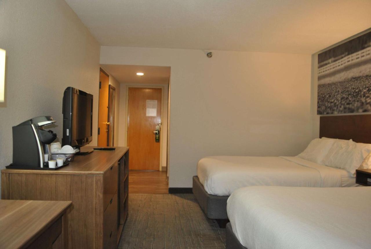 Clarion Pointe Near The Bruce Convention Center Hotel Hopkinsville