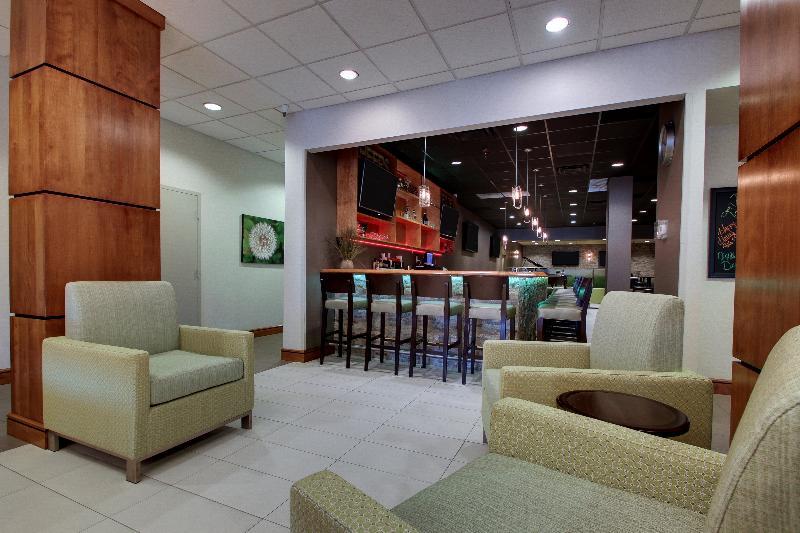 Hotel Clarion Pointe Near The Bruce Convention Center Hopkinsville